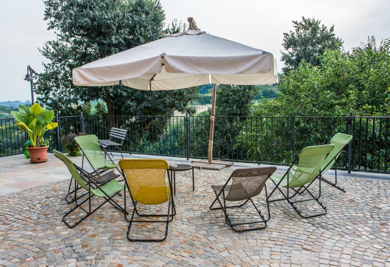 Albergo Ristorante Garibaldi Cisterna dʼAsti Екстериор снимка