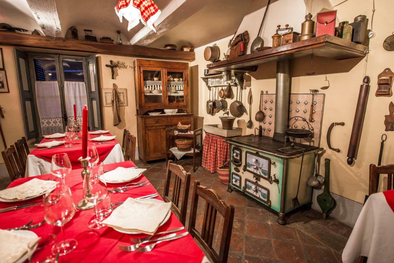 Albergo Ristorante Garibaldi Cisterna dʼAsti Екстериор снимка