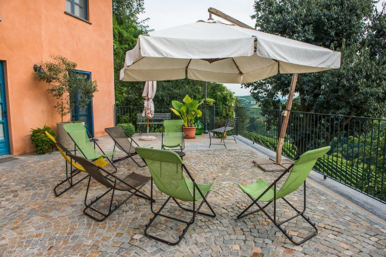Albergo Ristorante Garibaldi Cisterna dʼAsti Екстериор снимка